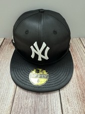New York Yankees 1999 World Series black fitted cap. Size 8 picture