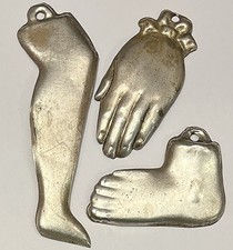 Hispanoamerican antique Ex Votos lot x3 leg foot and hand lamine du metal silver picture