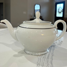 Vintage 1955 Rosenthal Germany Porcelain Teapot with Lid - Pattern 3471 picture
