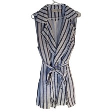 Chico's -Woman's Open Collar Shirt w/ Tie Waist- NWOT-Flattering Striped Pattern picture