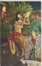 A LOVELY SOUTH SEA MAIDEN IN POLYNESIAN PARADISE.  VINTAGE POSTCARD T-1 picture