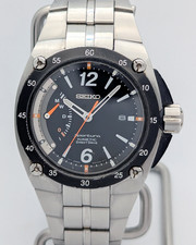 Seiko Sportura SRG005 Kinetic Direct Drive Black Dial Bracelet | Seiko Box picture