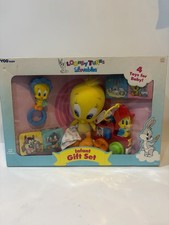 1995 TYCO BABY LOONEY TUNES LOVEABLES INFANT GIFT SET 61915 PLUSH DOLL RATTLE picture