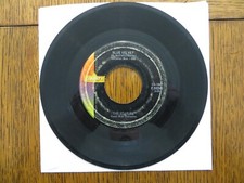 The Statues – Keep The Hall Light Burning - 1959 - Liberty F-55245 7
