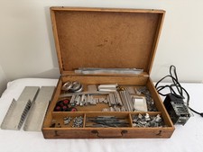 VTG 1940s Lionel Construction Set with motor in original Box  picture