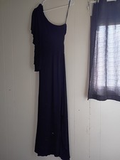Black Teri Jon off the shoulder dress, Evening Gown 70% Viscose Good Condition picture