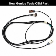 20–25 Tesla Model Y Side Repeater Camera Coax Cable LHD OEM 1517083-00-B picture