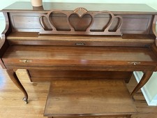 Baldwin Classic Style 636 Upright Piano 88 Keys Walnut Finish 3 Pedals Bench picture