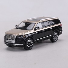Shadow Pro 1/64 Lincoln Navigator L Black Gold Diecast Car Model picture