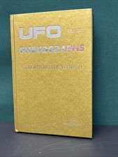 UFO Photographs Around the World Volume 1 1987 Hardcover Wendelle Stevens Book picture