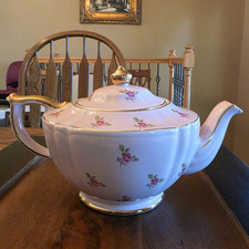 Vintage 1940s Sadler England Pink Chintz Teapot 2353 Scattered Ditsy Roses Gold picture