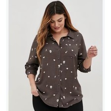 Torrid Gray Lizzie Rayon Crepe Skull Heart Star Button Up Shirt Top Plus Size 4 picture