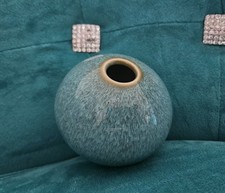 Chinese Porcelain Water Pot picture
