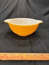 VTG Pyrex 442 Orange Yellow Daisy Sunflower Cinderella 1.5Qt Nesting Mixing Bowl picture