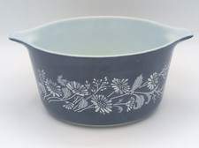 PYREX 475-B Vintage Blue Colonial Mist 2.5QT Casserole Dish (no lid) picture