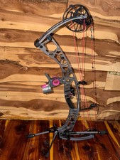 Used Hoyt Alpha X 33 Tombstone RH 60-70# 27.25-29” draw mod #2 picture