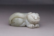 Chinese Old Beijing Hetian Jade Hand  Engraving Exquisite Beast Statue picture
