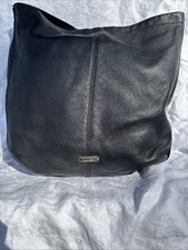 Coach Avery Hobo Shoulder Bag Black Pebbled Leather F23309 picture
