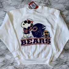Chicago Bears Cartoon Graphic Sweatshirt Unisex Men Women Peanuts HN1473 picture