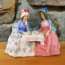 Royal Doulton Afternoon Tea Bone China Women Figurine HN1747 English 6in picture
