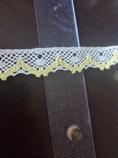 Yellow and White Crochet Lace Vintage 1940s 3 yard piece Delicate Sewing 1