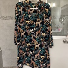 Lilly Pulitzer Chessie Dress M Dancing in the Moonlight UPF 50+ NWOT Resortwear picture