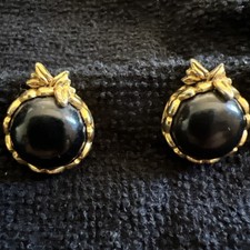 Vtg LIZ CLAIBORNE Signed Round Black & Gold Tone Trim Studs Earrings 