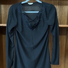 Elegant Black Lace V-Neck Blouse picture