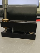 NEWPORT MODEL ULM-TILT CYLINDRICAL LASER MOUNT WITH PRECISION ADJUSTMENT SCREWS picture