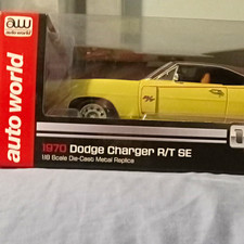 Auto World American Muscle 1:18 1970 Dodge Charger R/T SE Diecast Yellow picture