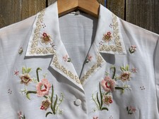 Vintage 60s/70s button-down shirt, Hand Embroidered, Floral, Geometric, Size S picture