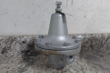 Watts 152A 10-50 1/2 In FNPT x FNPT Iron Body Process Steam Pressure Regulator picture