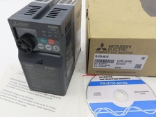Mitsubishi Electric D700 FR-D720-042-N7 VFD AC Drive Inverter 3PH 200-240V 1HP picture