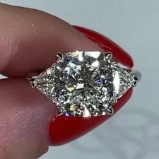 IGI 4.60 Ct Cushion-Cut EF/VS1 Lab Grown Diamond Engagement Ring 14K White Gold picture