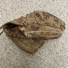 Nokona AMG-175 Brown Leather Baseball/Softball Glove Basket Web RHT Pre-Owned picture