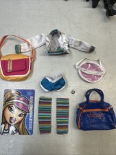 Vintage 2001 Bratz Flashback Fever Yasmin Accessories Jacket Shirts Bag picture