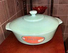 Anchor Hocking Fire-King Jade-ite 2 Qt Round Glass Casserole Dish w/ Lid Green picture
