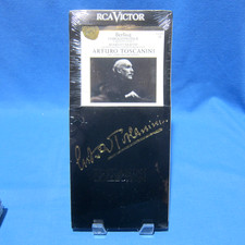 Berlioz Harold Italie NBC Symphony Orch Toscanini RCA Classical Longbox CD New picture