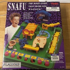 Snafu Tomy Screwball Scramble Run Yourself Ragged Marble Maze Vintage picture