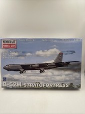 MINICRAFT 14641 B-52H STRATOFORTRESS, CURRENT FLYING VERSION-NIB-1/144 SCALE picture