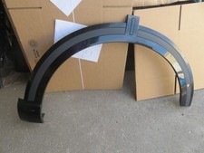 2027 KIA TELLURIDE OEM RIGHT PASSENGER FRONT FENDER FLARE GARNISH 877C2-P8000 picture