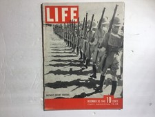 Life Magazine - December 30,  1940.  Vintage.  Britain's Desert Fighters picture