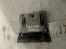 2016-17 Volkswagen Tiguan Engine Control Module ECM PCM 06J906027KB 2740463 picture