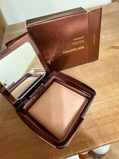Hourglass Ambient Lighting Powder Dim Light Pressed Powder picture