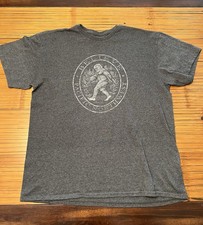 Pacific Northwest Seattle Bigfoot Believe T-Shirt Men Size L Grey picture