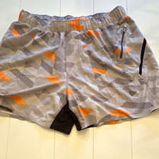 lululemon athletica Men’s L Gray/Orange Geometric Lined Shorts picture