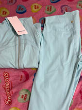 Blue Lululemon cropped define set comes with gold zipper and original tags. picture