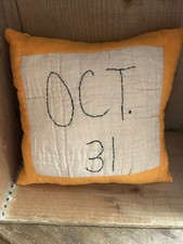 Primitive Stitchery Oct. 31 Old Quilt Pillow Autumn Halloween picture