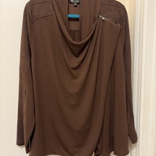 DG2 Diane Gilman Women's Pants And Jacket picture