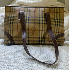 Burberry Beige Plaid Canvas Leather Shoulder Bag Zip Top Gold Hardware Lined picture
